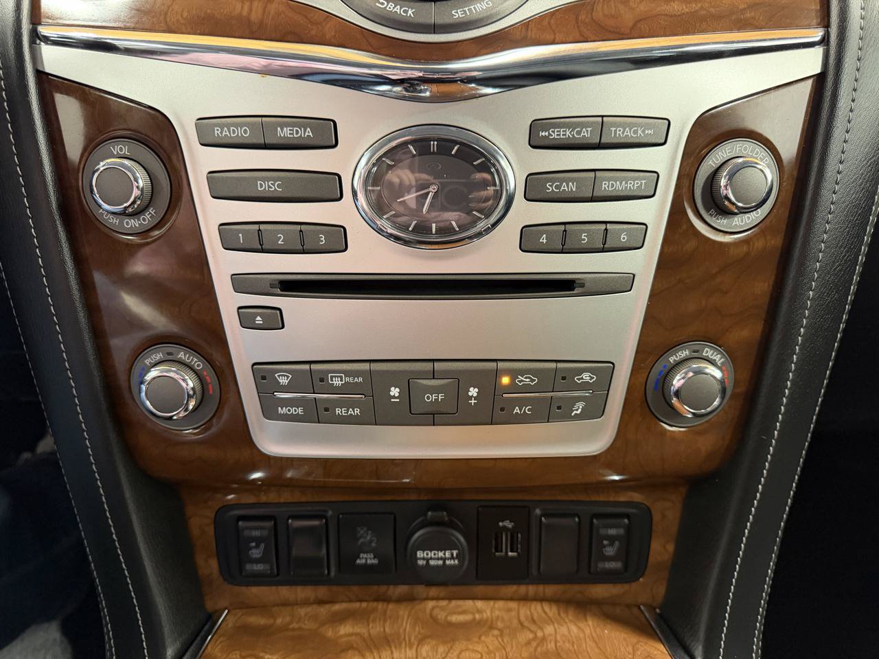 Used 2019 INFINITI QX80 Luxe w/ 22" Wheel Package RWD image 19