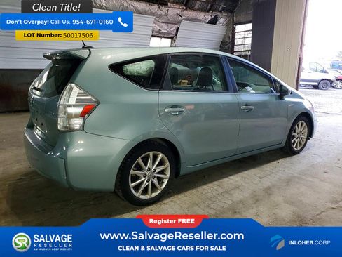 Used 2014 Toyota Prius V Five image 4