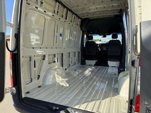 New 2026 Mercedes-Benz Sprinter 2500 image 15