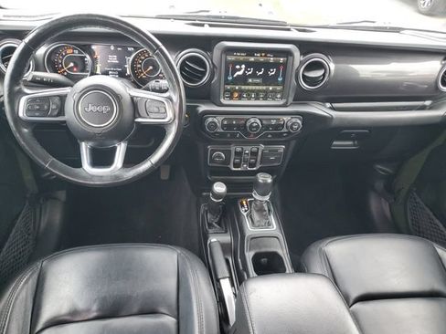 Used 2021 Jeep Wrangler Unlimited Sahara AWD/4WD image 12