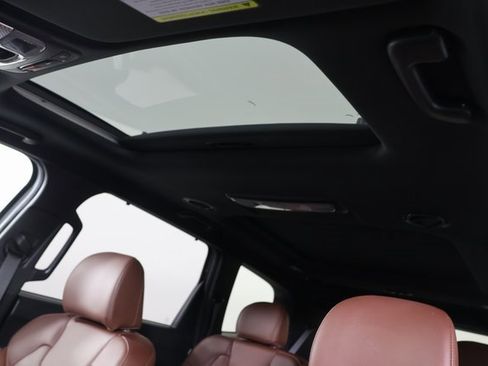 Used 2024 Kia Telluride SX image 19