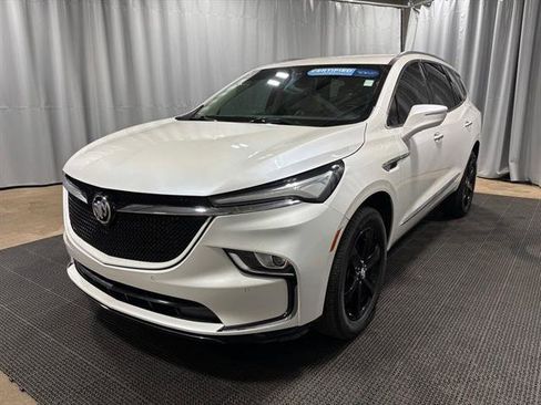 Certified 2023 Buick Enclave Essence w/ Sport Touring Edition image 8