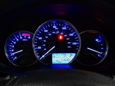 Used 2014 Toyota Corolla LE image 22