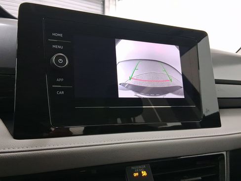 Used 2025 Volkswagen Taos S image 21