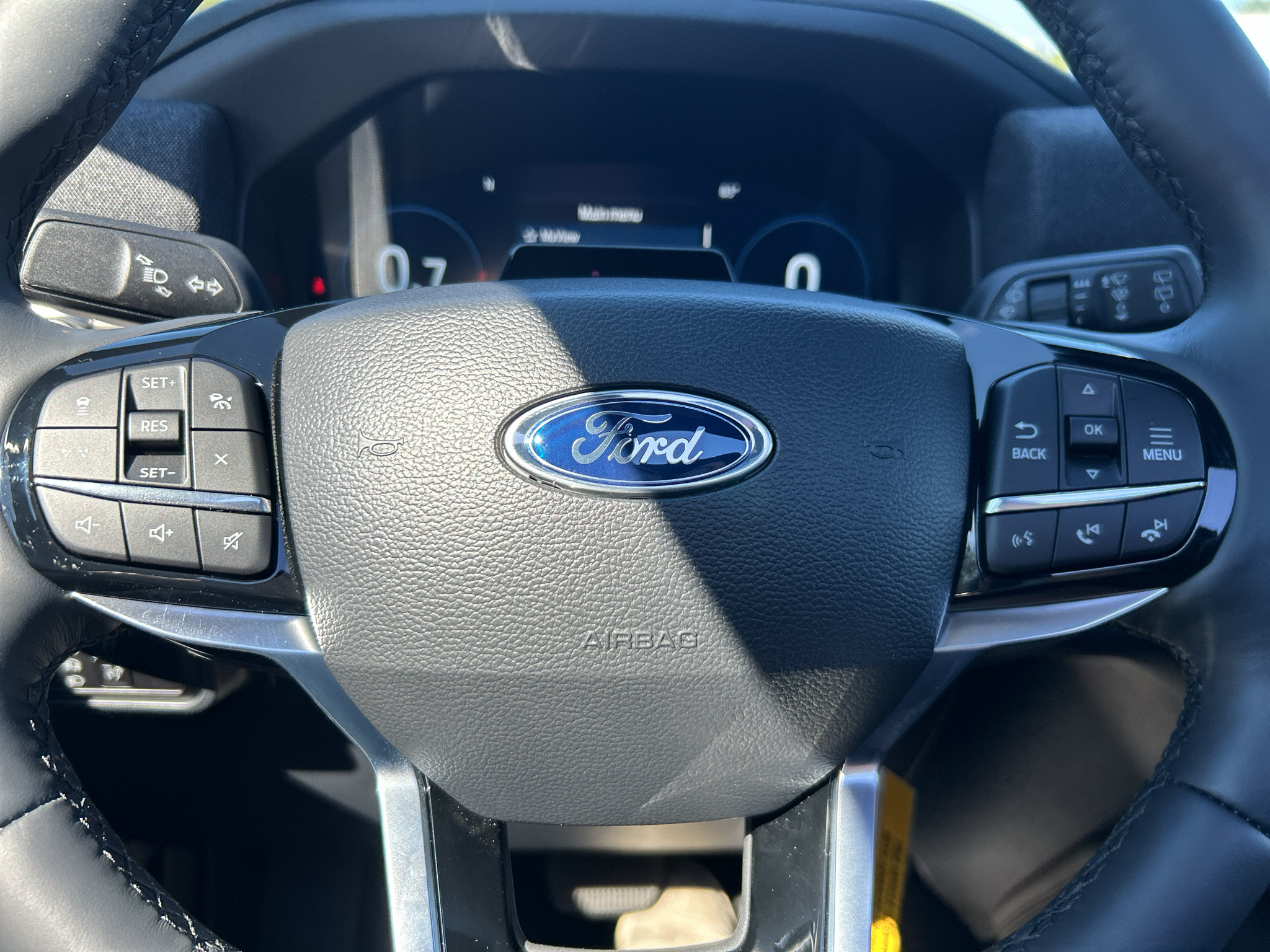 New 2027 Ford Explorer Platinum RWD image 16