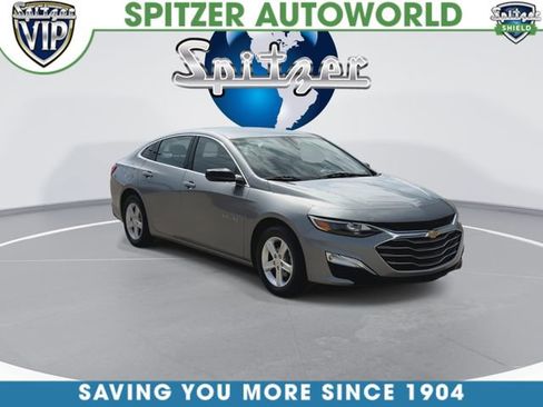 Used 2023 Chevrolet Malibu LS image 3