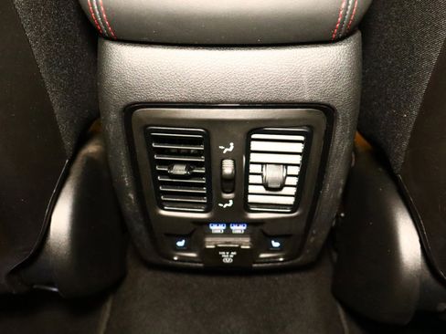 Used 2024 Dodge Durango GT image 40