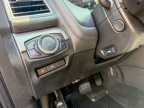 Used 2017 Ford Explorer Platinum AWD/4WD image 17