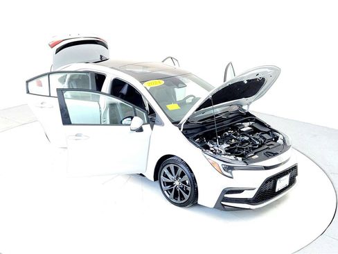 Certified 2024 Toyota Corolla XSE image 24