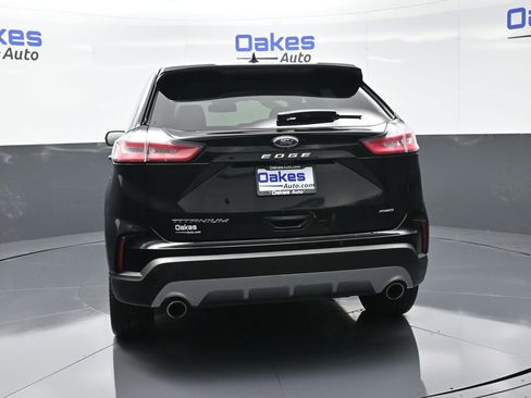 Used 2024 Ford Edge Titanium image 7