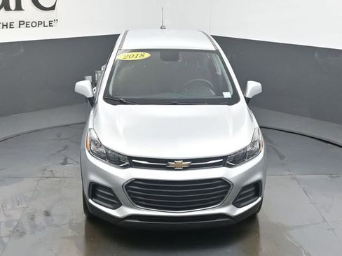 Used 2018 Chevrolet Trax LS image 59