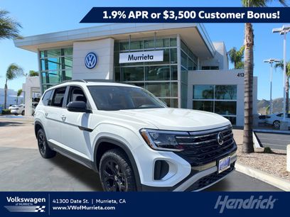 New 2025 Volkswagen Atlas Peak Edition SE