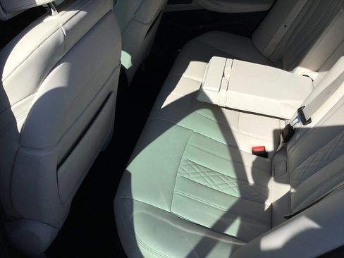 Used 2019 BMW 540i image 22