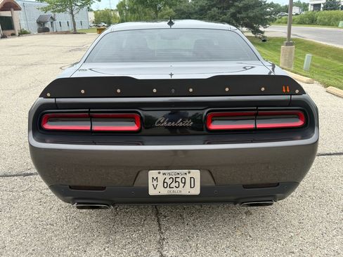 Used 2019 Dodge Challenger R/T Scat Pack RWD image 4