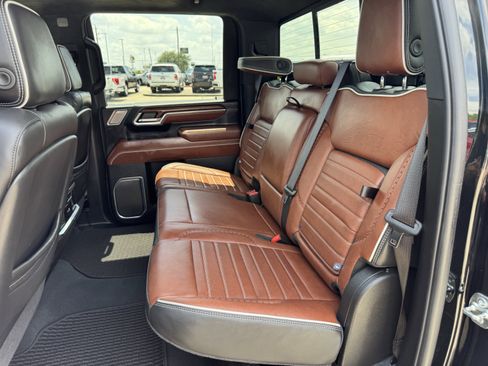 Used 2025 GMC Sierra 2500 Denali Ultimate AWD/4WD image 30