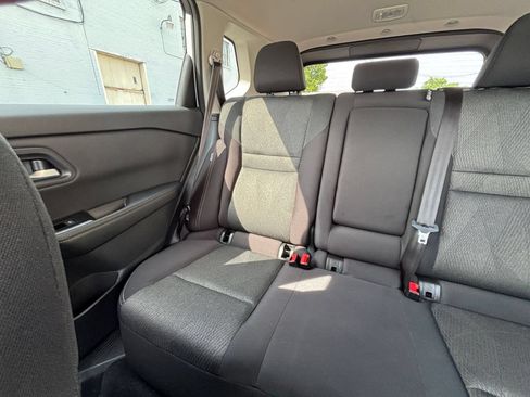 Used 2026 Nissan Rogue SV FWD image 40
