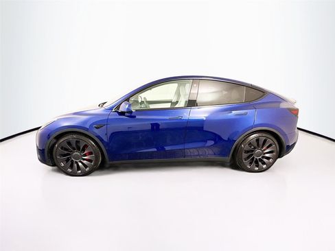 Used 2021 Tesla Model Y Performance image 27