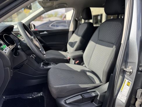 Used 2019 Volkswagen Tiguan S FWD image 16