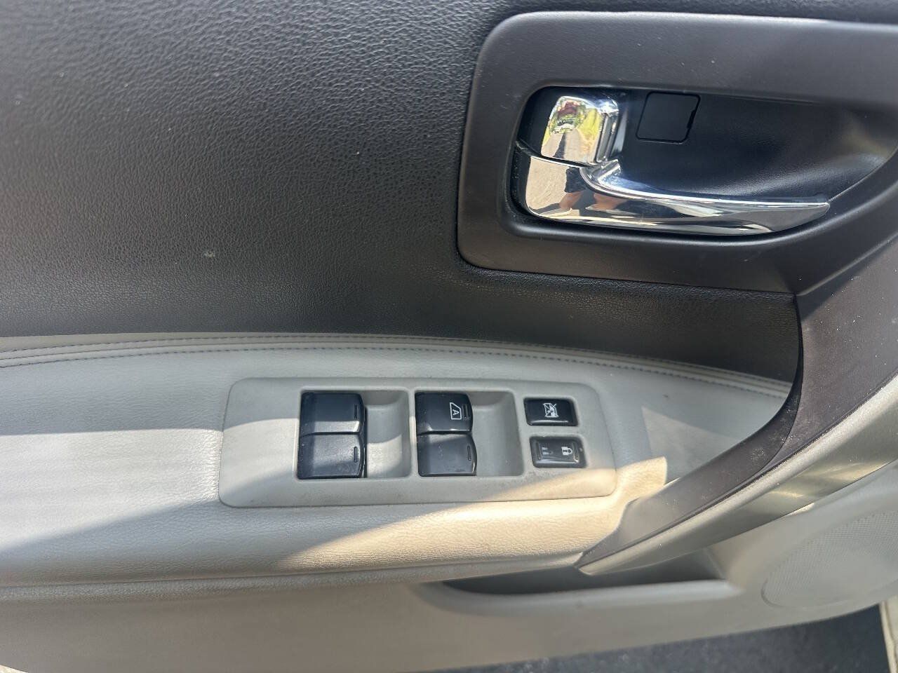 Used 2008 Nissan Rogue SL w/ Premium Pkg AWD/4WD image 20