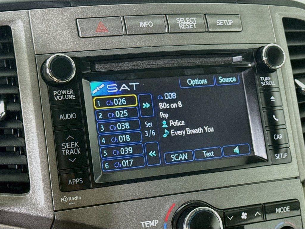Used 2014 Toyota Venza XLE AWD/4WD image 6
