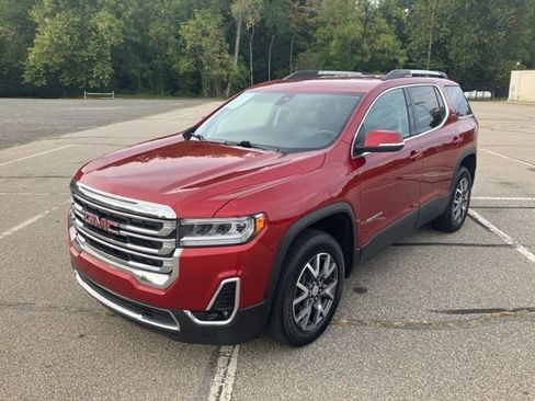 Used 2023 GMC Acadia SLT FWD image 1