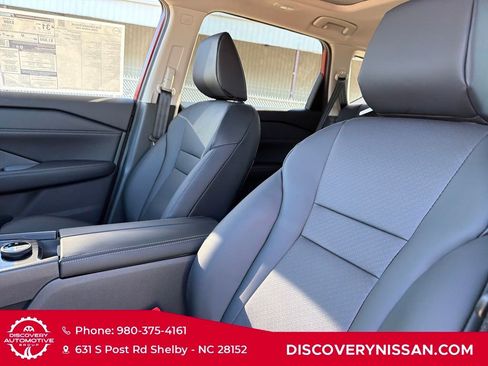 New 2026 Nissan Rogue SV image 14