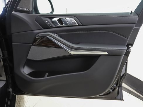 New 2026 BMW X7 xDrive40i image 37