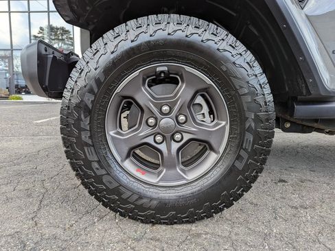 Used 2020 Jeep Gladiator Rubicon w/ Dual Top Group AWD/4WD image 45