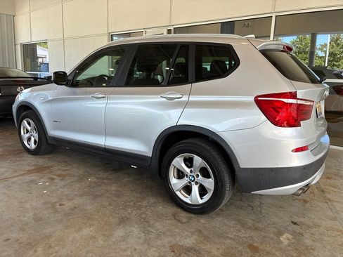 Used 2011 BMW X3 xDrive28i AWD/4WD image 2