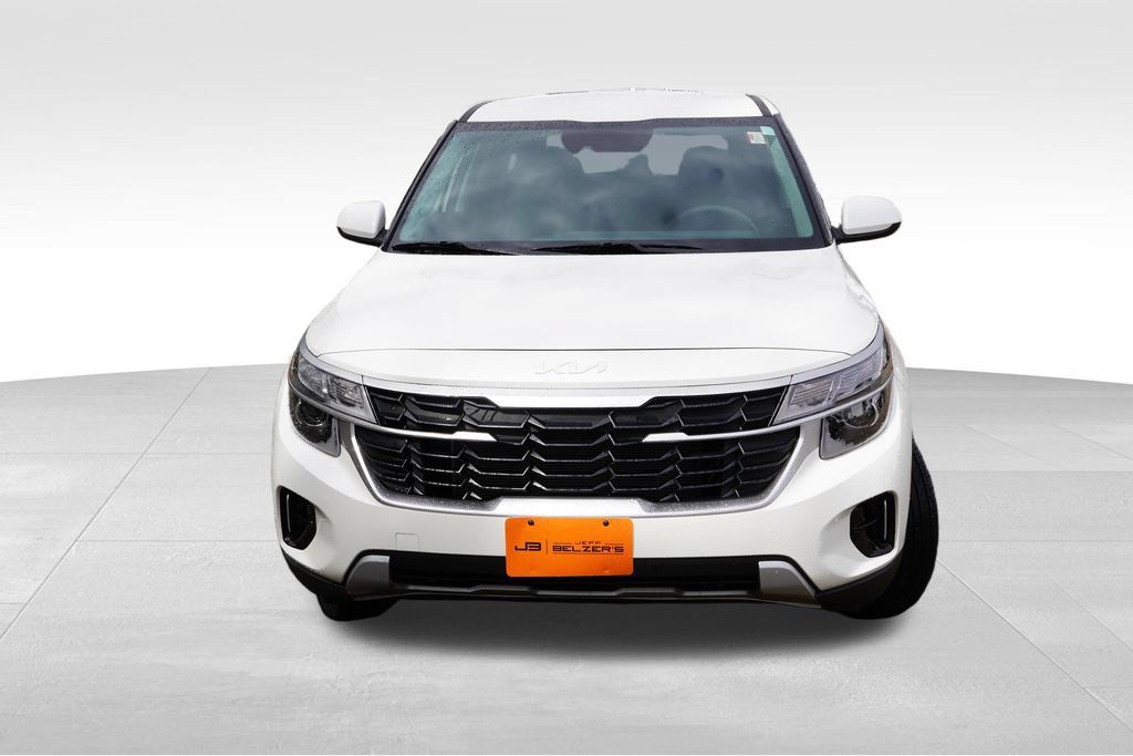 Certified 2024 Kia Seltos LX AWD/4WD image 12