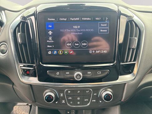 Certified 2023 Chevrolet Traverse RS image 13