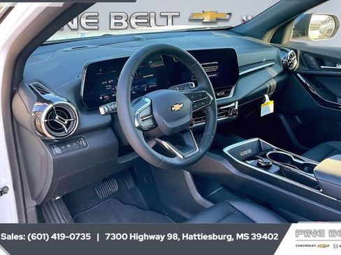 New 2026 Chevrolet Equinox LT w/ Convenience Package II image 12