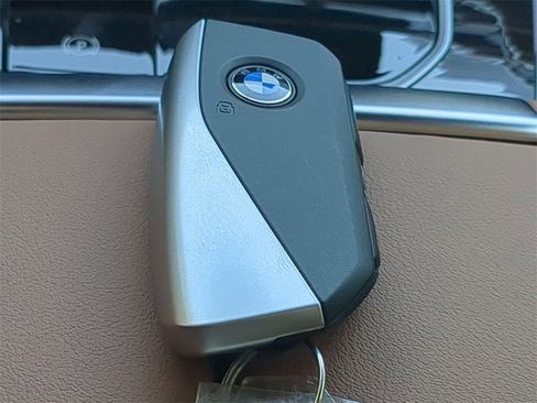 New 2026 BMW X5 sDrive40i w/ Parking Assistance Package image 29