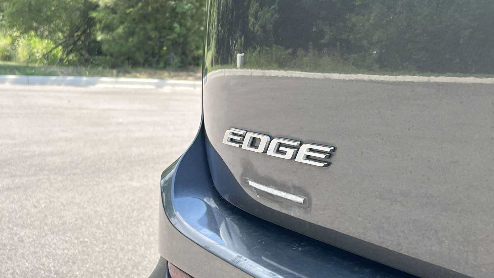 Used 2015 Ford Edge Titanium AWD/4WD image 24