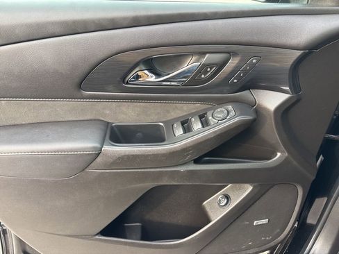 Used 2021 Chevrolet Traverse High Country image 26