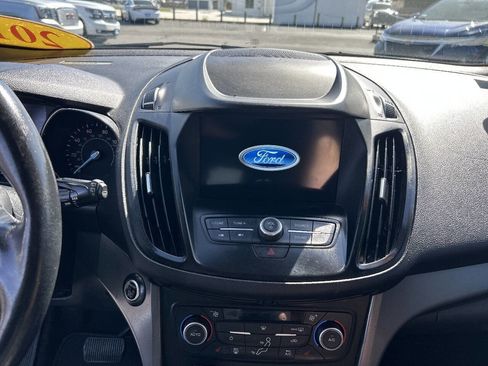 Used 2019 Ford Escape SEL image 13