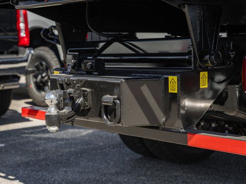 New 2026 Ford F450 XL w/ XL Chrome Package image 7