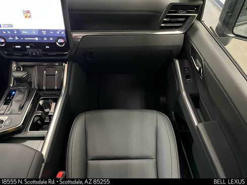 Used 2026 Lexus GX 550 w/ Cold Area Package AWD/4WD image 17