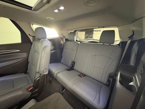 Used 2021 Buick Enclave Essence w/ Sport Touring Edition image 45