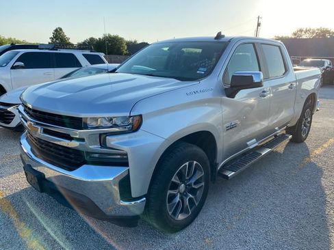 Used 2019 Chevrolet Silverado 1500 LT w/ Texas Edition RWD image 2