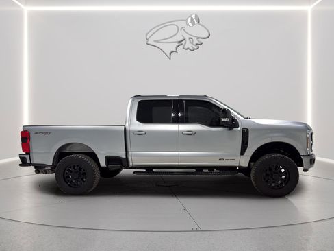 Used 2024 Ford F250 Lariat w/ Sport Appearance Package image 7