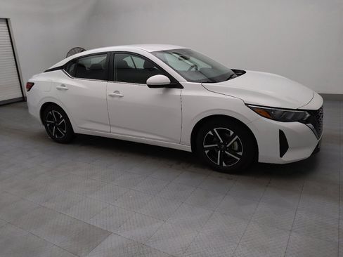 Used 2024 Nissan Sentra SV image 11