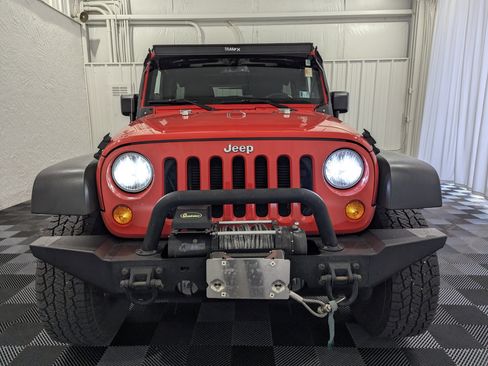 Used 2013 Jeep Wrangler Unlimited Sport image 4