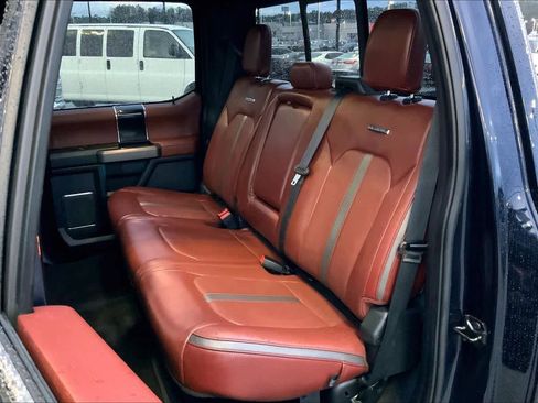 Used 2022 Ford F450 Platinum w/ FX4 Off-Road Package image 19