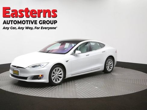 Used 2018 Tesla Model S 75D AWD/4WD image 40