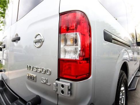 Used 2016 Nissan NV 3500 SL RWD image 51
