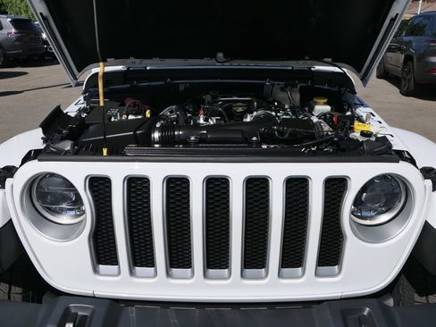 Used 2023 Jeep Wrangler Unlimited Sahara w/ LED Lighting Group AWD/4WD image 25