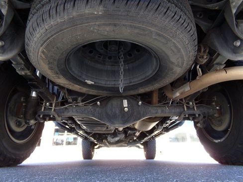 Used 2021 Toyota Tacoma SR5 AWD/4WD image 25