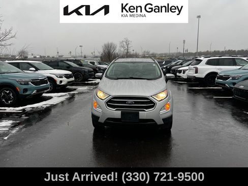 Used 2019 Ford EcoSport SE image 2
