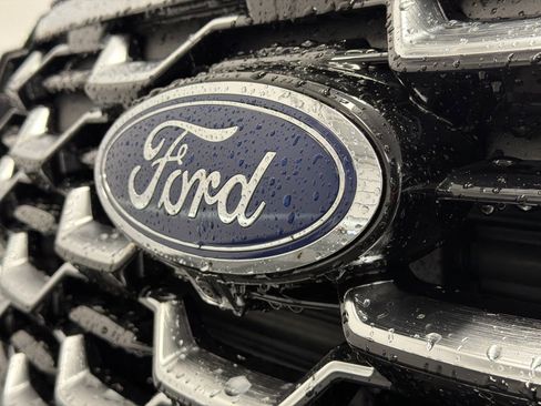 New 2026 Ford Explorer Platinum w/ LUX Leather Package image 15